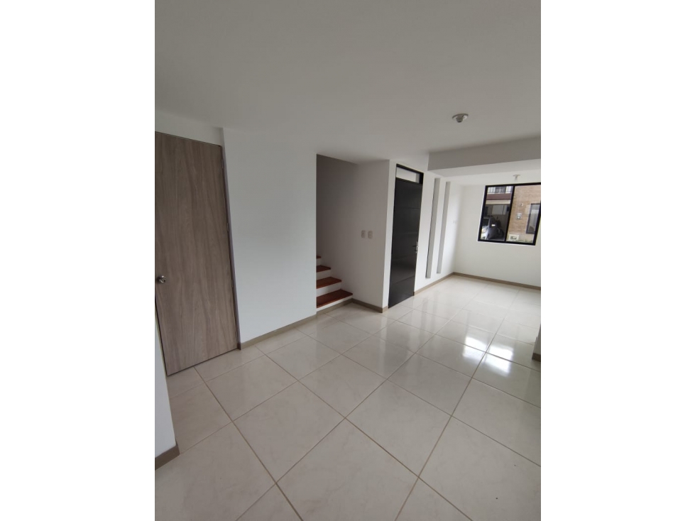 VENDO HERMOSA CASA ESQUINERA EN CONJUNTO CERRADO EN DOSQUEBRADAS — foto 5