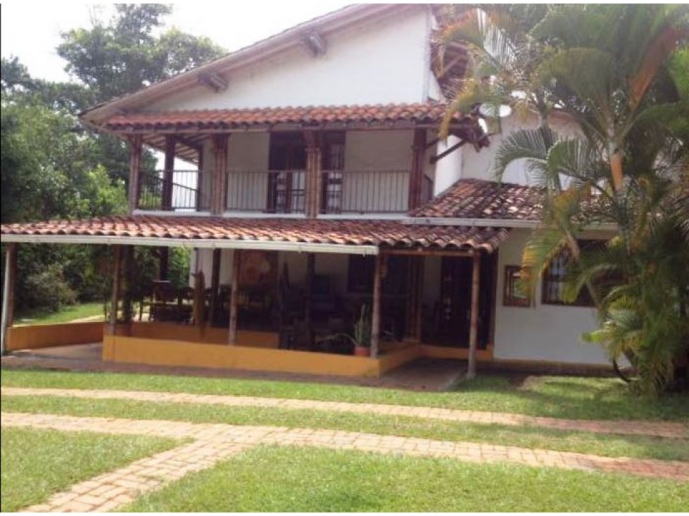 VENDO CASA CAMPESTRE MUY CERCA DE LA VIA PRINCIPAL PEREIRA CERRITOS — foto 2