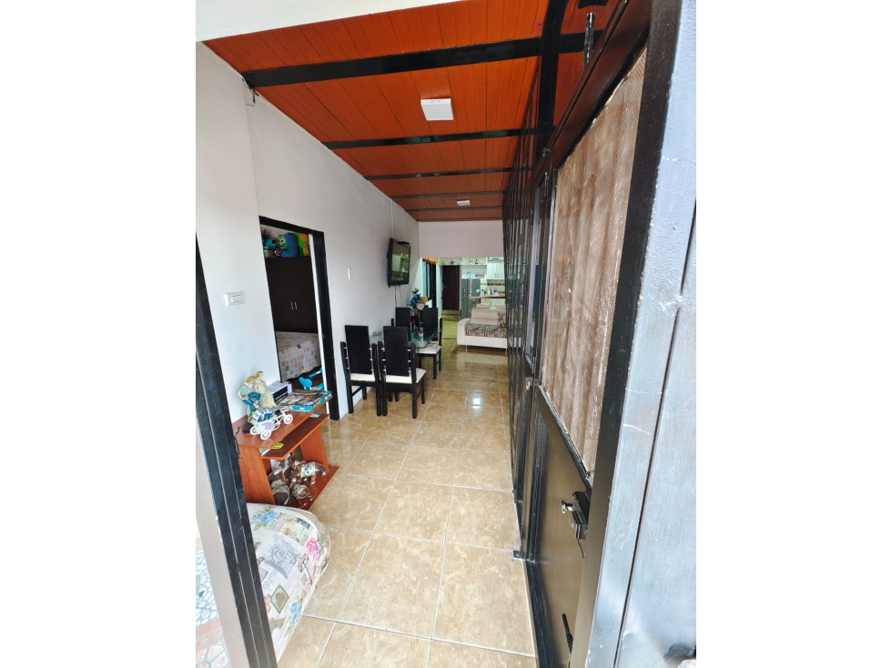 VENDO AMPLIA CASA EN EL SECTOR EL CARBONERO DOSQUEBRADAS — foto 5