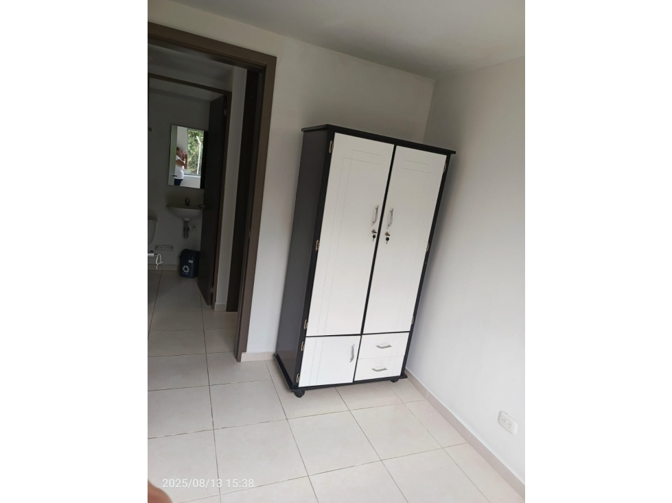 VENDO APARTAMENTO CON BALCON Y PARQUEADERO PROPIO — foto 6