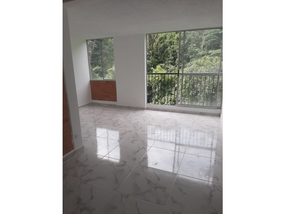 VENDO APARTAMENTO EN CONJUNTO CERRADO VISTA A RESERVA NATURAL