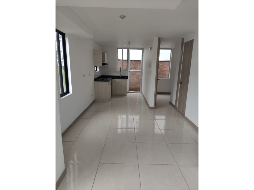 VENDO HERMOSA CASA ESQUINERA EN CONJUNTO CERRADO EN DOSQUEBRADAS — foto 3