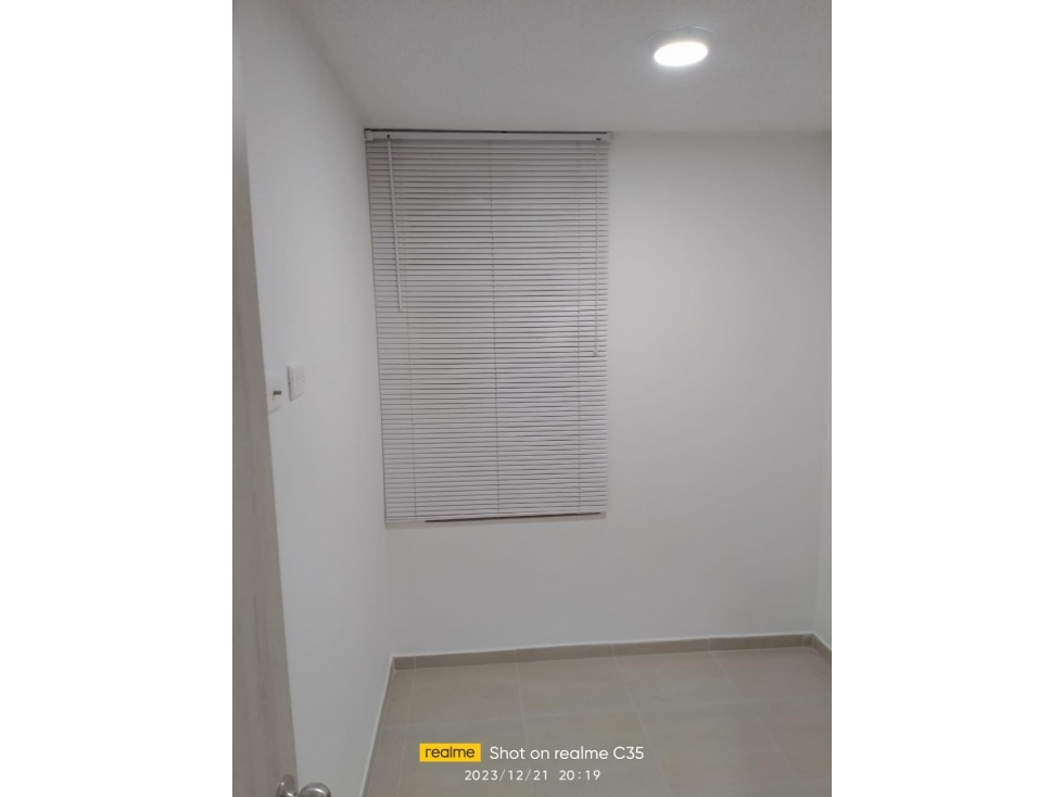 VENDO APARTAMENTO EXCELENTE SECTOR PARQUEADERO PRIVADO — foto 6