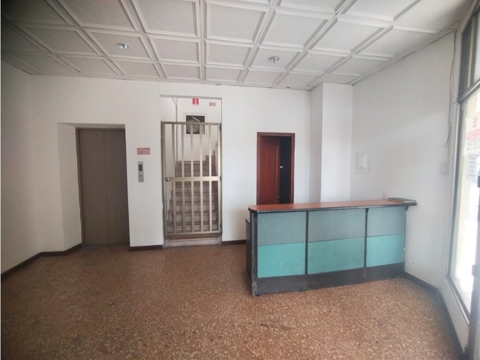SE ALQUILA EDIFICIO EN EL CENTRO PEREIRA PARA OFICINA - 3