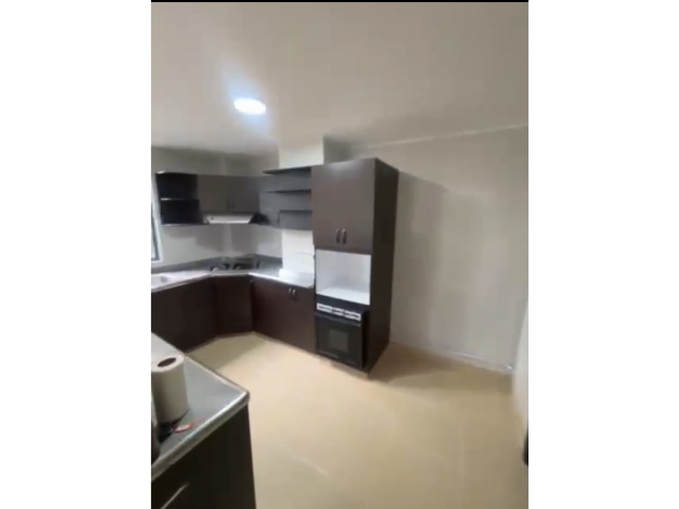 VENDO AMPLIO APARTAMENTO EN PINARES — foto 5
