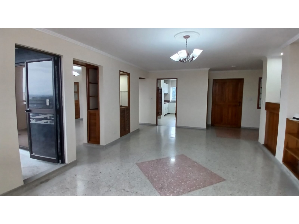 APARTAMENTO 205 MT2 CON 2 PARQUEADEROS CUBIERTO EN LA AV 30 DE AGOSTO - 6