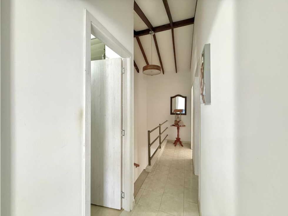 VENDO CASA EN EXCELENTE CONJUNTO EN LA AV DE LAS AMERICAS — foto 6