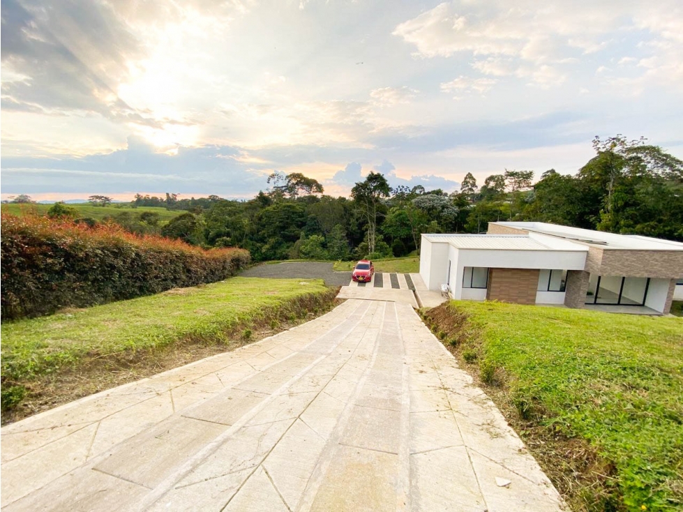 VENDO HERMOSA CASA CAMPESTRE EN EXCLUSIVO CONDOMINIO — foto 6