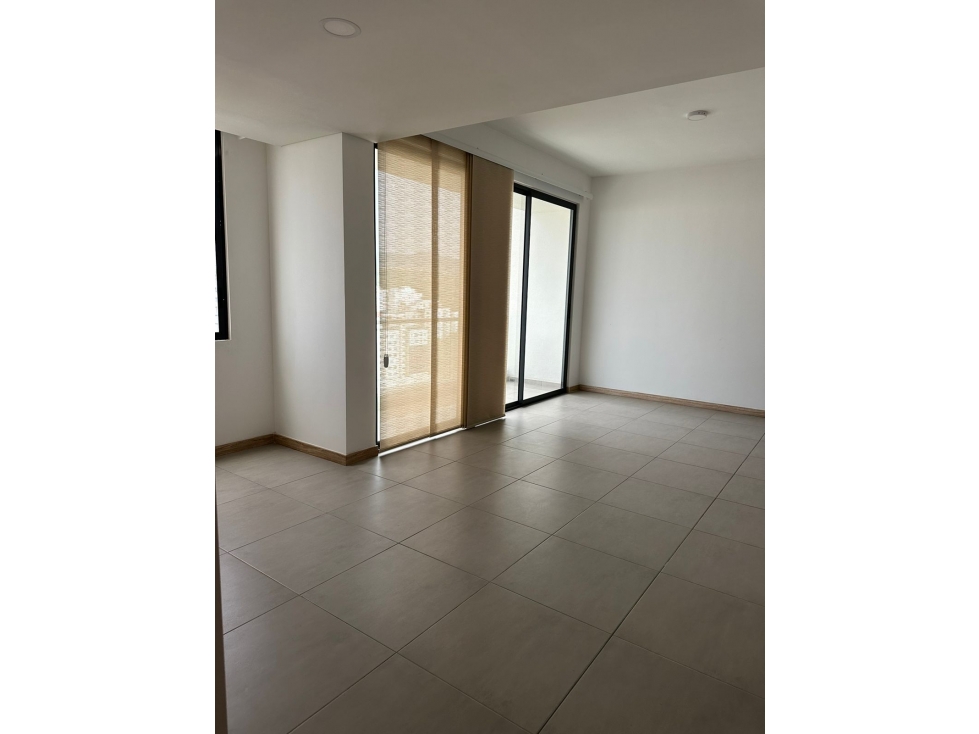 VENDO APARTAMENTO EN PINARES CON HERMOSA VISTA — foto 2