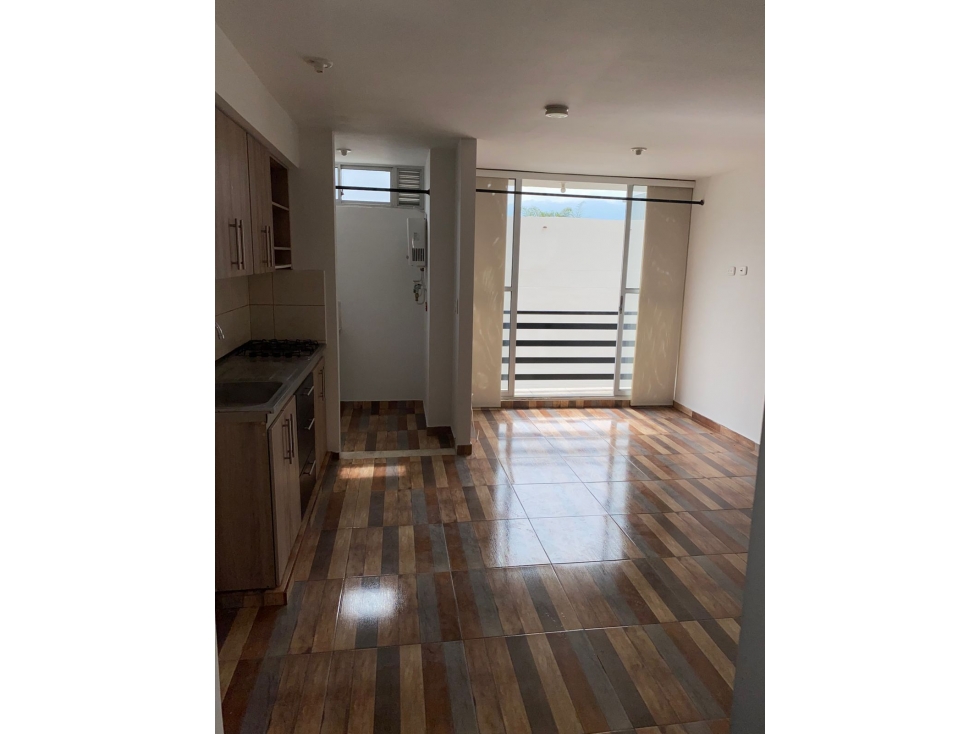 VENDO APARTAMENTO CON PARQUEADERO CUBIERTO — foto 3