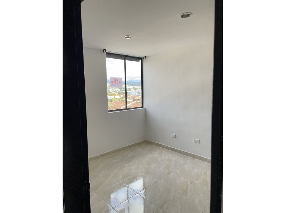 VENDO AMPLIO APARTAMENTO BIEN UBICADO — foto 5