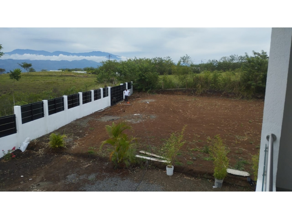 VENDO LOTE EN CERRITOS 2043 MTS — foto 5