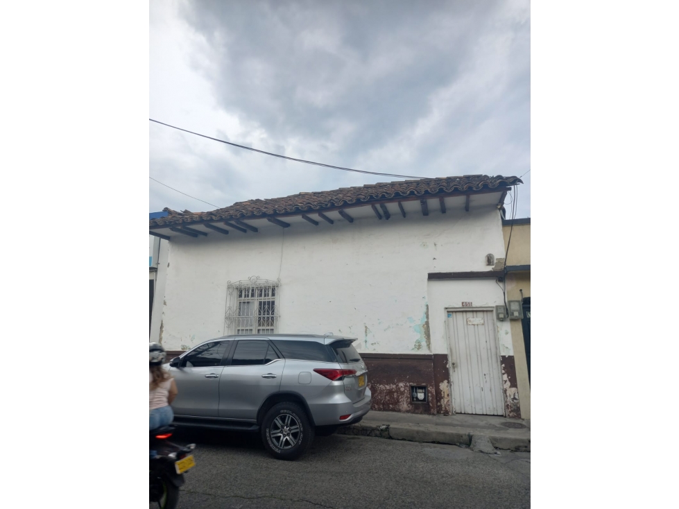 Vendo casa lote para inversión en Cartago