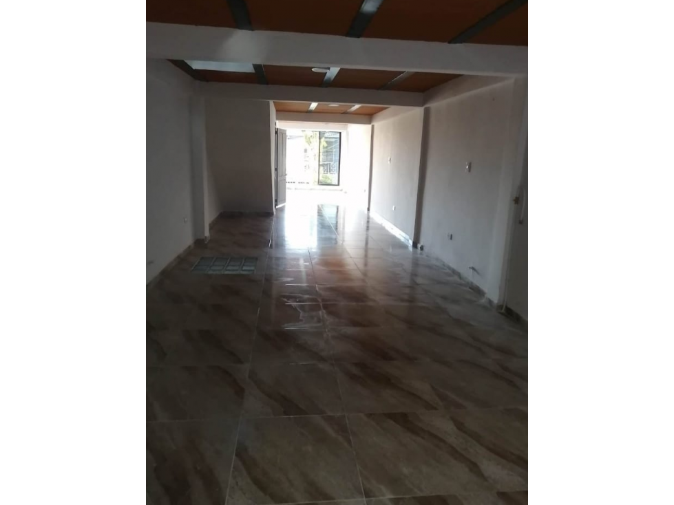 Se vende edificio nuevo de 3 pisos — foto 2