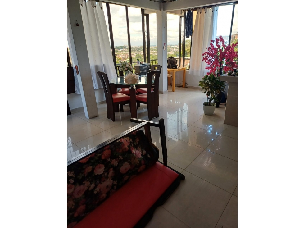 Vendo amplia Casa en el sectro de Cuba de pisos independientes — foto 6
