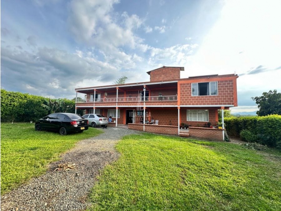 Vendo Casa Campestre en Vía Alcalá en Parcelación — foto 2