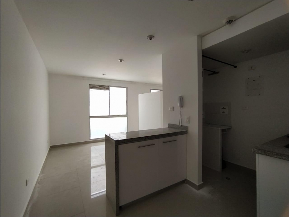 VENDO APARTAESTUDIO CON PARQUEADERO CUBIERTO SECTOR VILLA OLIMPICA — foto 3