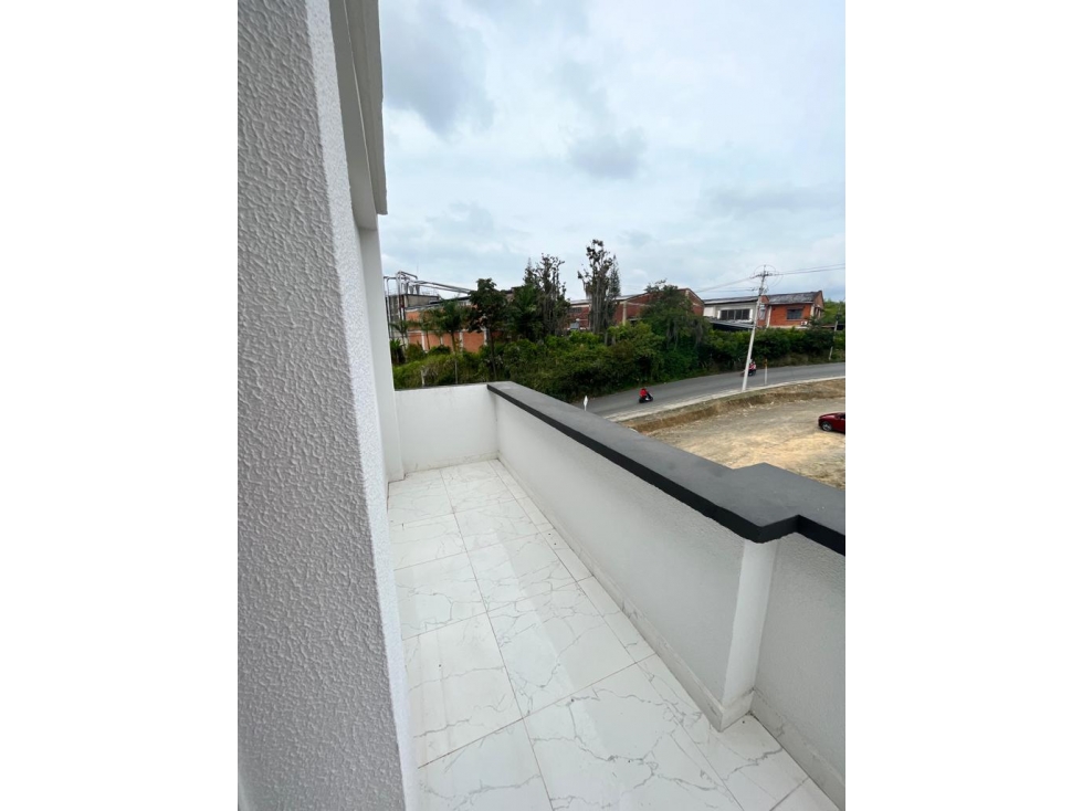 CASA DE 4 PISOS INDEPENDIENTES EN NUEVO SOL PEREIRA — foto 5