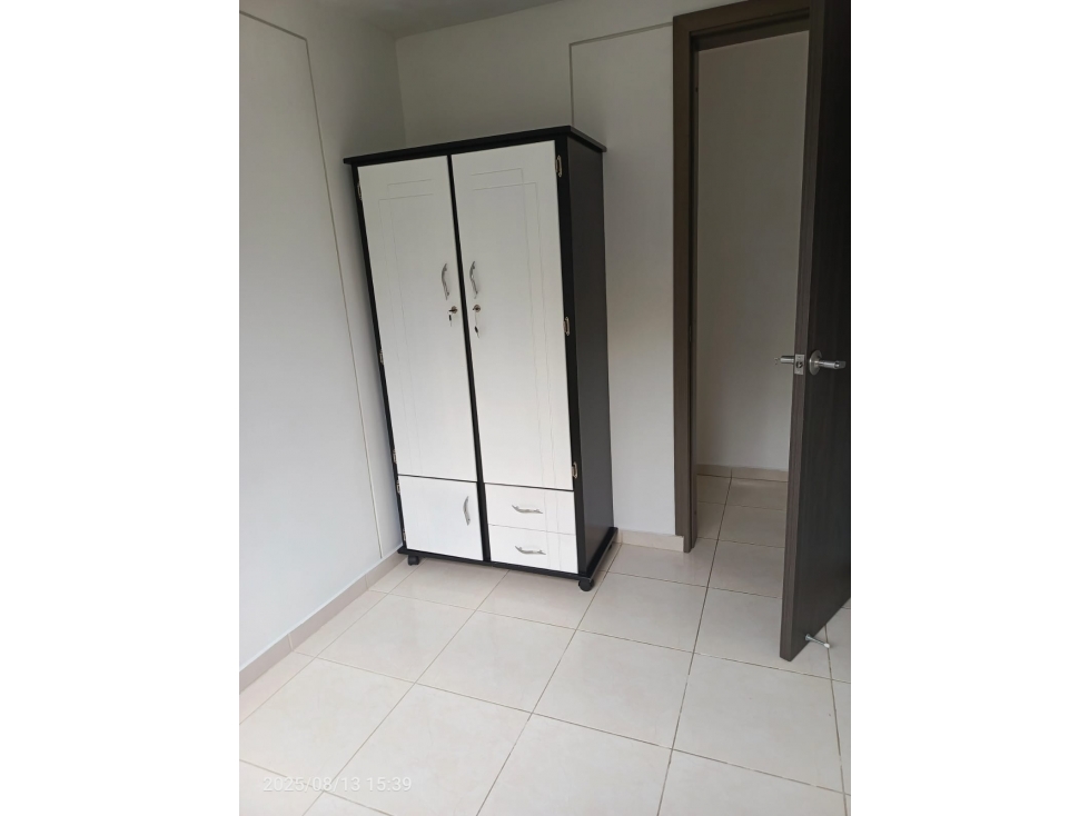 VENDO APARTAMENTO CON BALCON Y PARQUEADERO PROPIO — foto 5