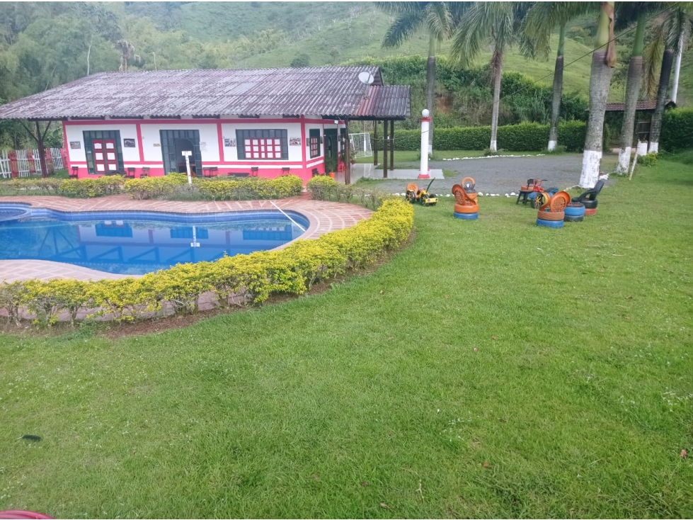 VENDO HERMOSA FINCA VACACIONAL EN COMBIA PEREIRA - 4