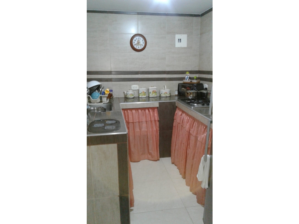 VENDO CASA DE TRES PISOS INDEPENDIENTES EN LAS COLINAS DOSQUEBRADAS - 5