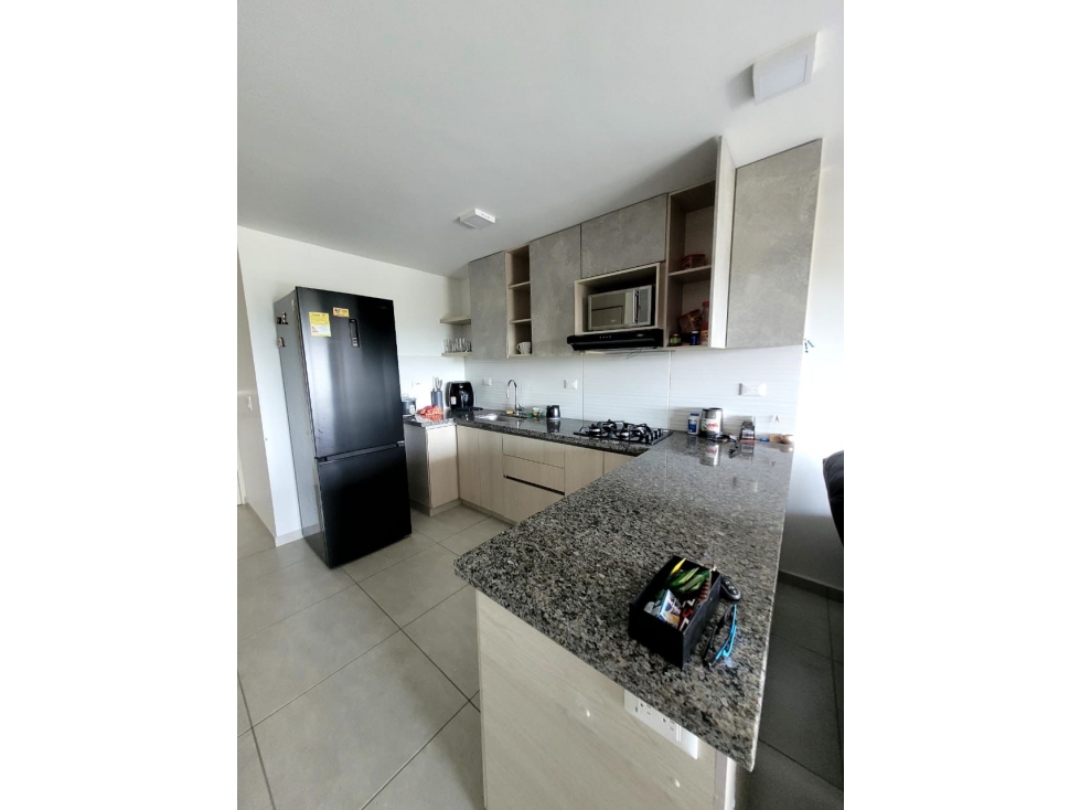 VENDO LINDO APARTAMENTO CON DEPOSITO Y 2 PARQUEADEROS — foto 3
