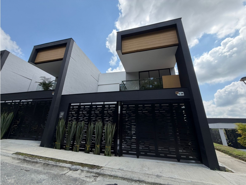 CERRITOS HOME - CASAS