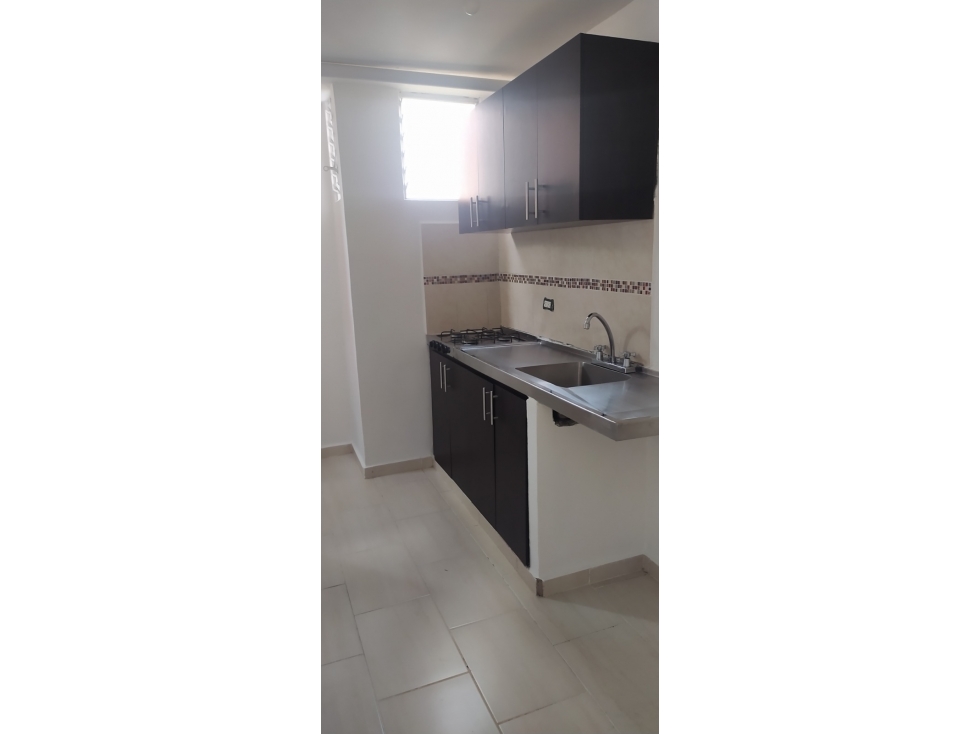 VENDO APARTAMENTO CERCA A CONDINA