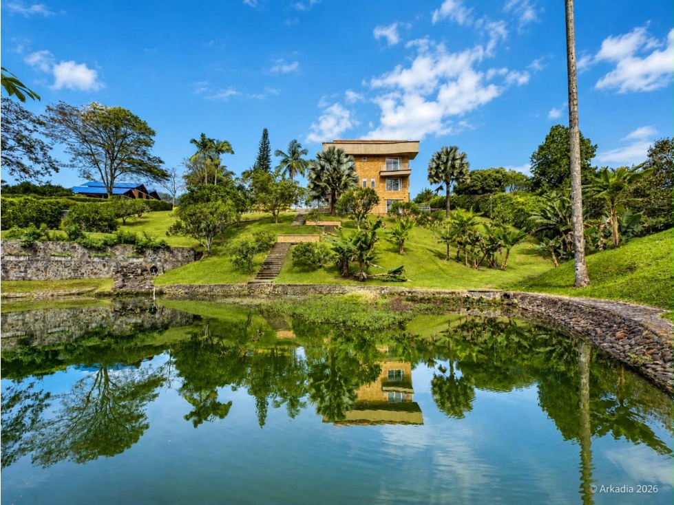 HERMOSA CASA CAMPESTRE CON PISCINA Y LAGO PRIVADO — foto 2