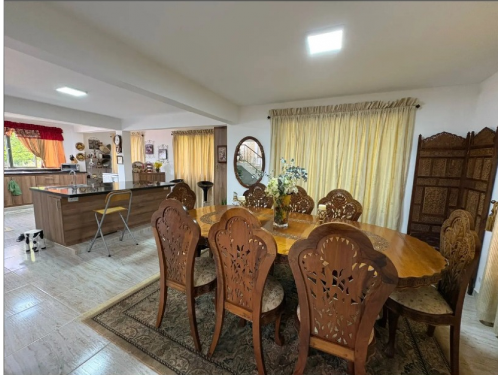 CASA CAMPESTRE VIA ALTAGRACIA A 3 MINUTOS DE LA INTERSECCIÓN CONDINA