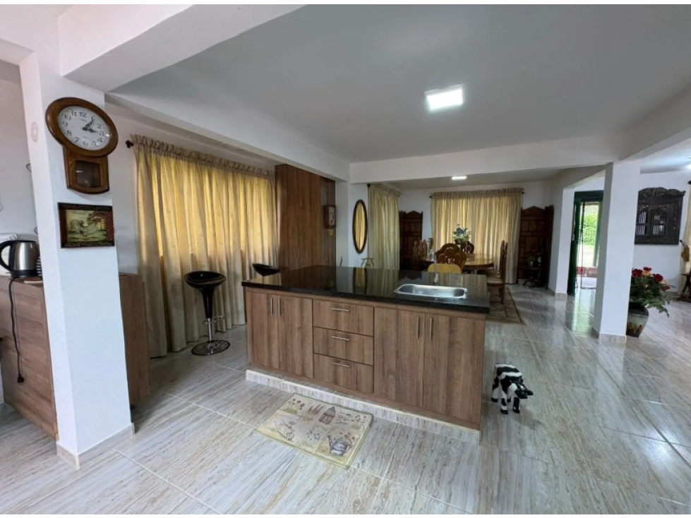 CASA CAMPESTRE VIA ALTAGRACIA A 3 MINUTOS DE LA INTERSECCIÓN CONDINA — foto 3