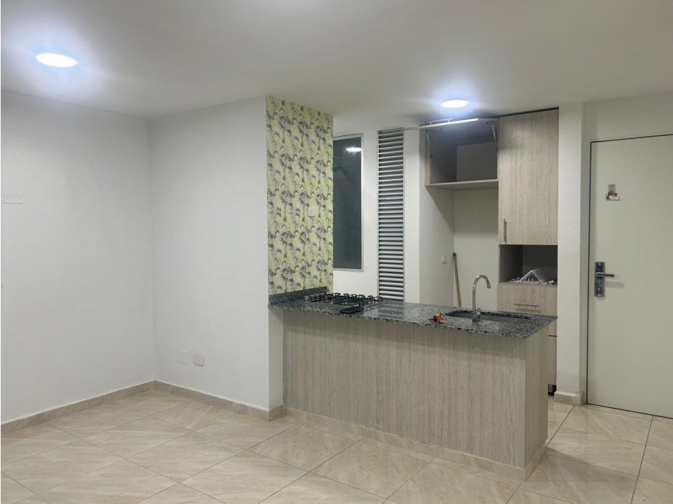 VENDO APARTAMENTO CON PARQUEADERO CUBIERTO EN CONDINA — foto 2