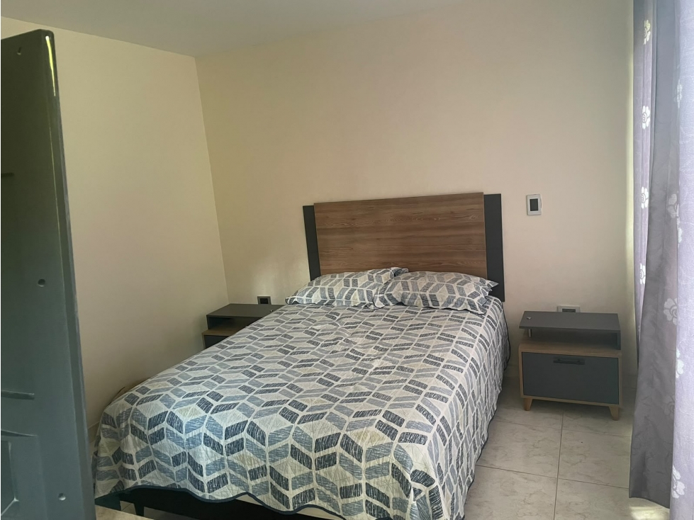 VENDO HERMOSA CASA ESQUINERA EN HACIENDA CUBA - 4