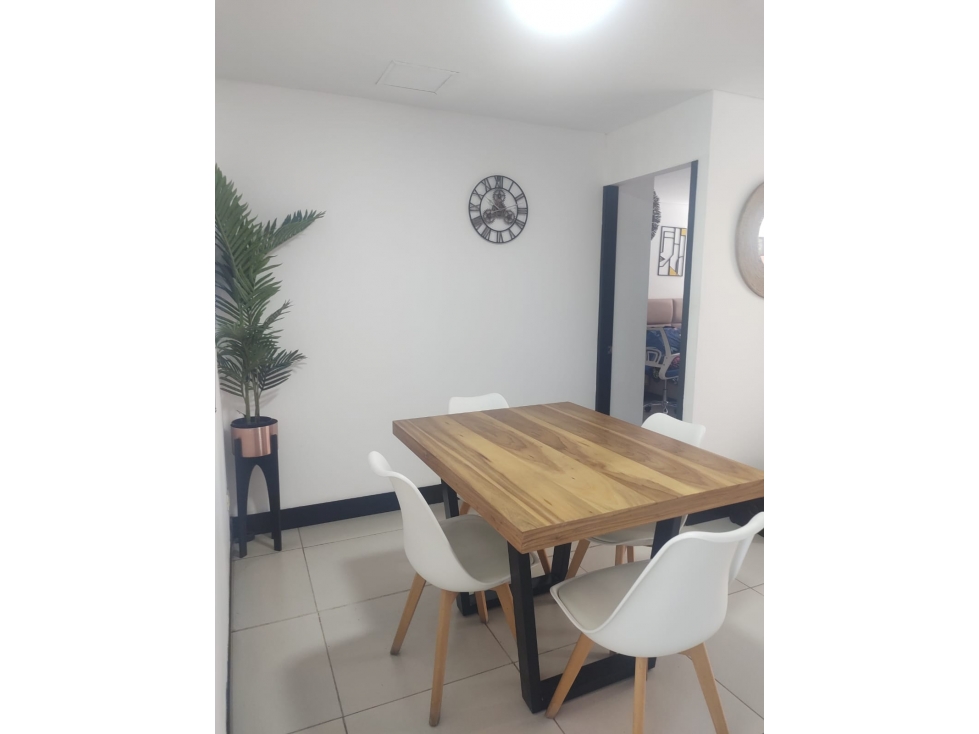 VENDO APARTAMENTO CON PARQUEADERO Y CUARTO UTIL EN LA CIRCUNVALAR — foto 5