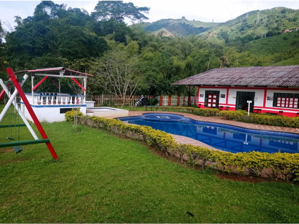 VENDO HERMOSA FINCA VACACIONAL EN COMBIA PEREIRA - 3