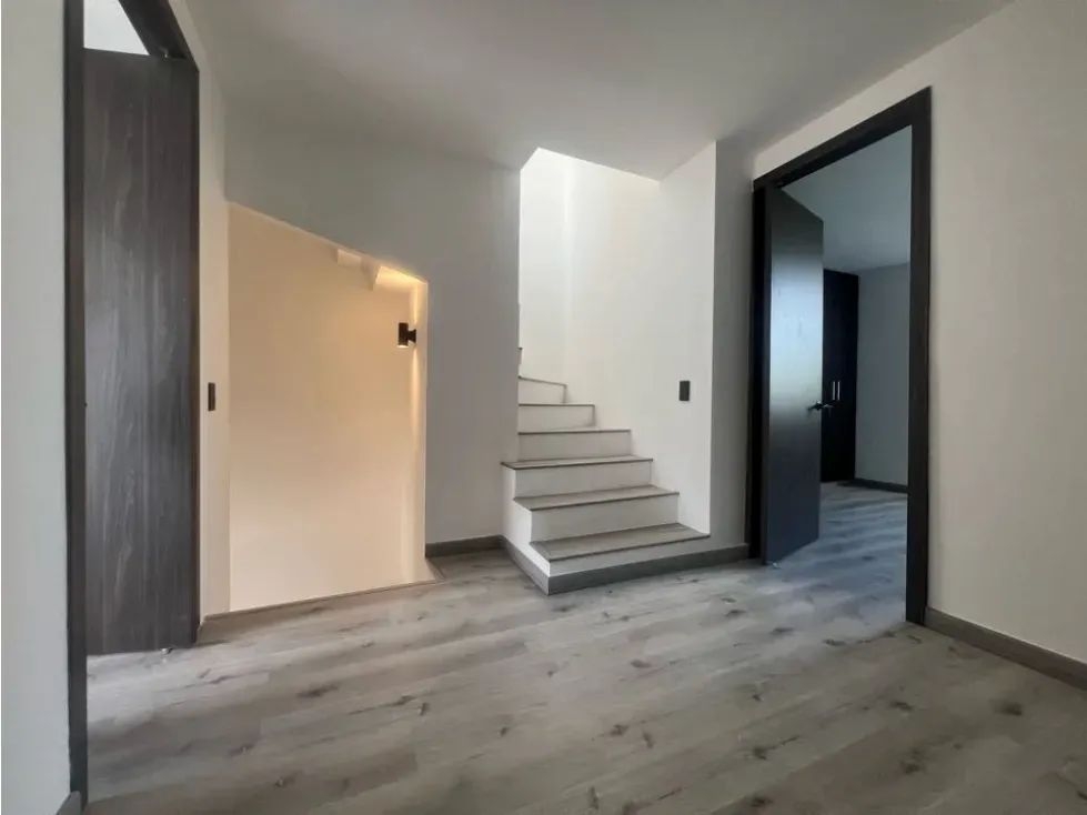 VENDO HERMOSA CASA CON ESPECTACULAR TERRAZA 2 PARQUEADEROS — foto 5