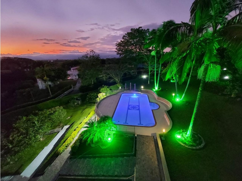 HERMOSA CASA CAMPESTRE CON PISCINA Y LAGO PRIVADO — foto 6