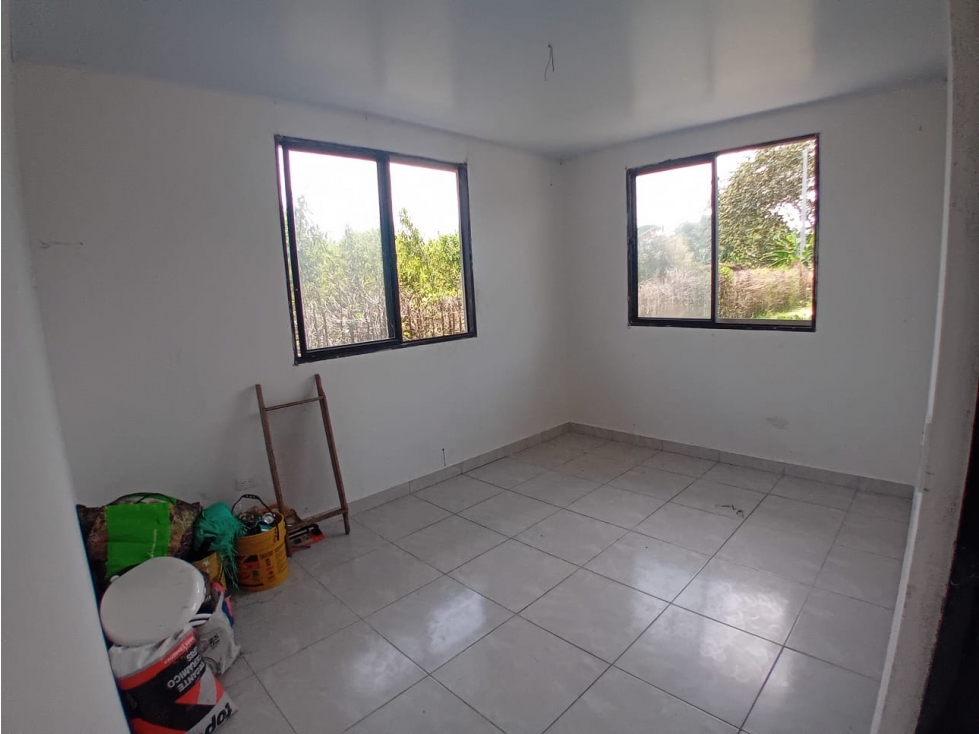 VENDO LOTE CAMPESTRE CON DOS CASAS - 4