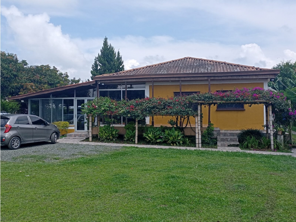 VENDO FINCA MUY CERCA A LA VIA CONDINA PEREIRA - 2