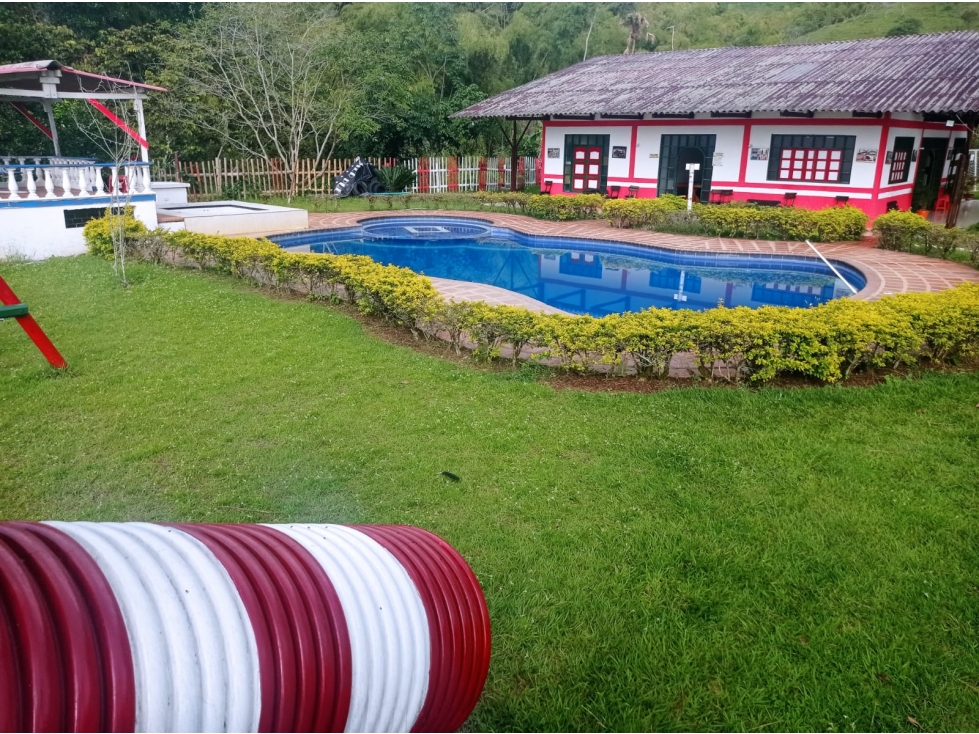 VENDO HERMOSA FINCA VACACIONAL EN COMBIA PEREIRA - 2