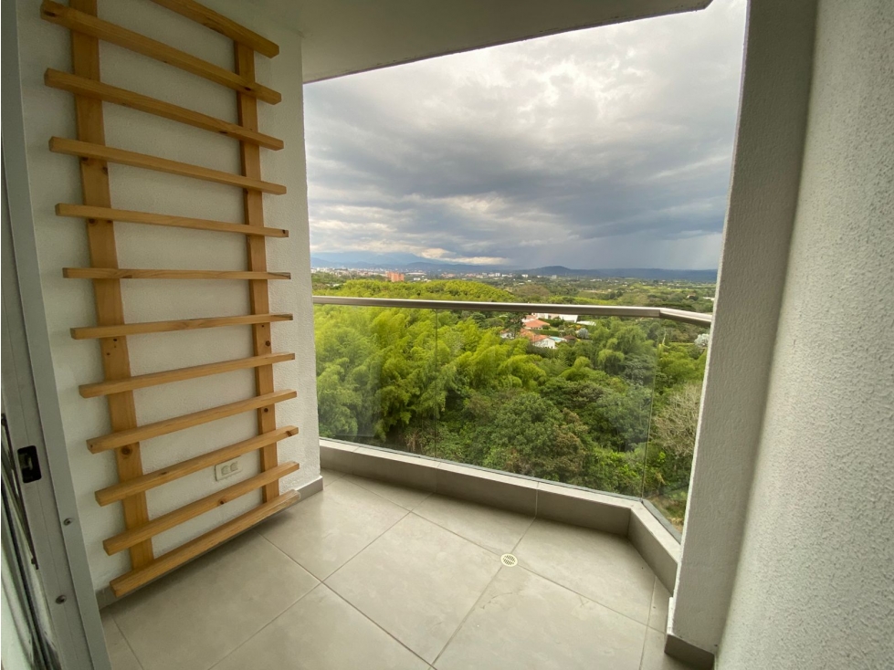 VENDO AMPLIO APARTAMENTO EN CERRITOS CON 2 PARQUEADEROS — foto 3