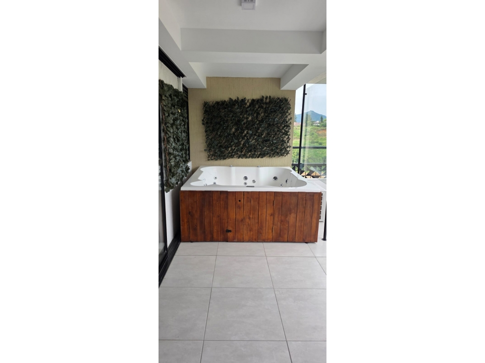 VENDO APARTAMENTO CON JACUZZI DEPOSITO Y 2 PARQUEADEROS — foto 3