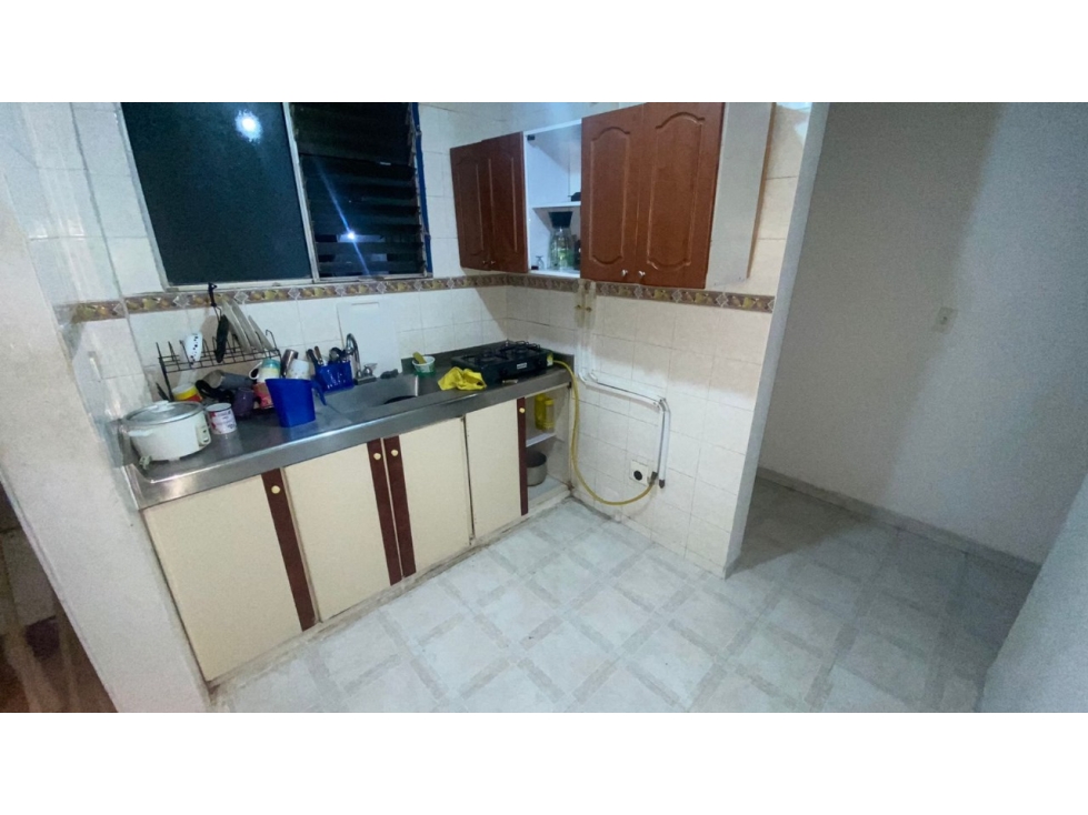 VENDO APARTAMENTO CON BUENA UBICACIÓN — foto 4