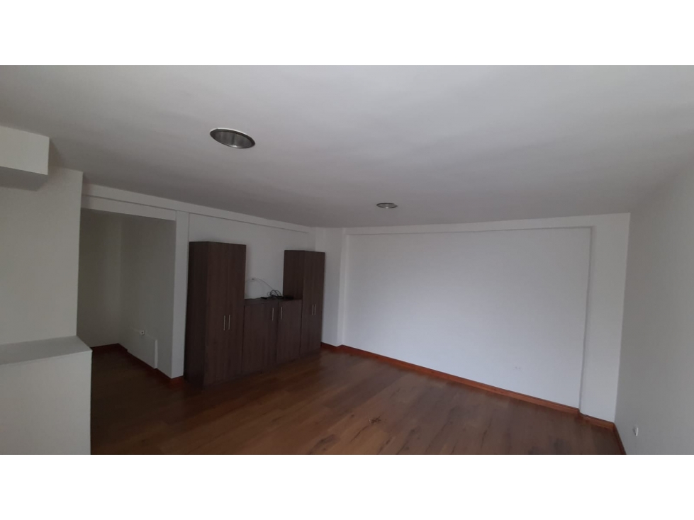 Arriendo apartaestudio servicios incluidos en el centro de Pereira — foto 3