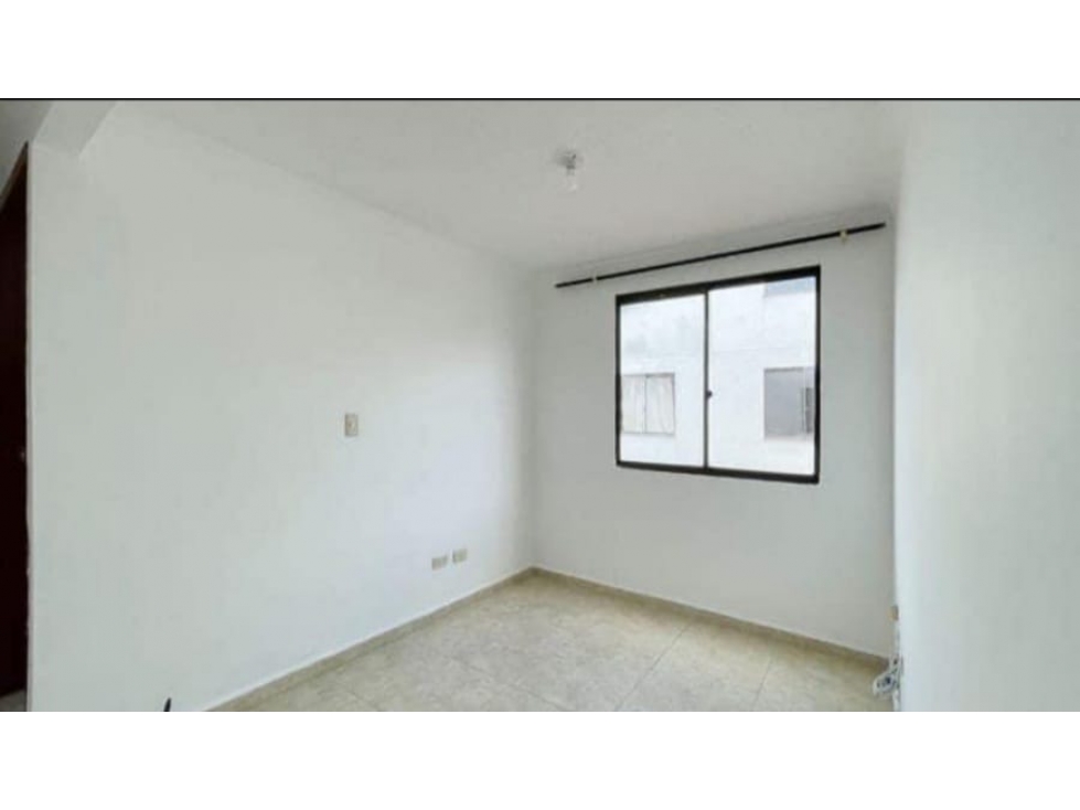 SE VENDE CASA EN CONJUNTO CERRADO SECTOR LA AVENIDA SUR — foto 4