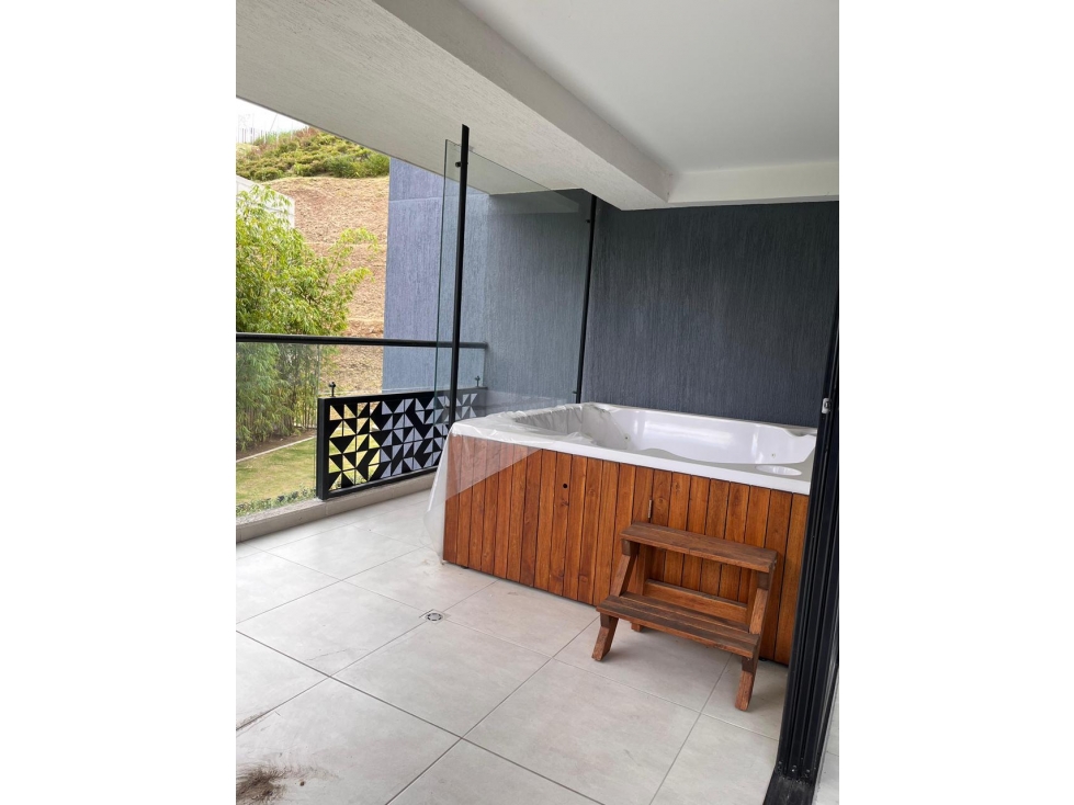 VENDO APARTAMENTO CON JACUZZI DEPOSITO Y 2 PARQUEADEROS — foto 3