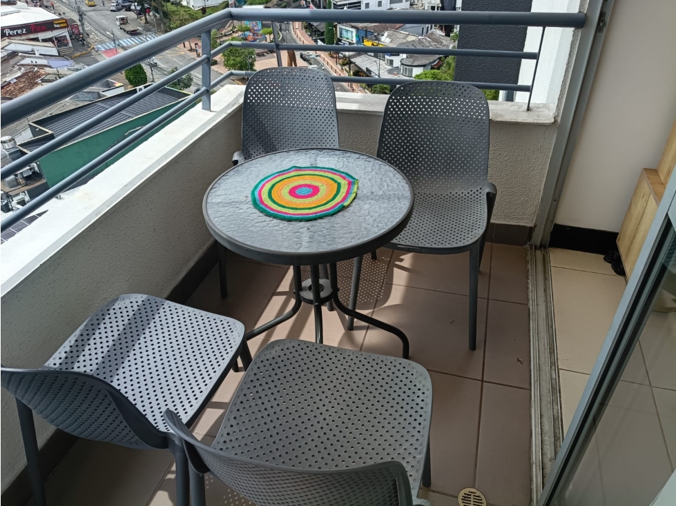 VENDO APARTAMENTO CON PARQUEADERO Y CUARTO UTIL EN LA CIRCUNVALAR — foto 6
