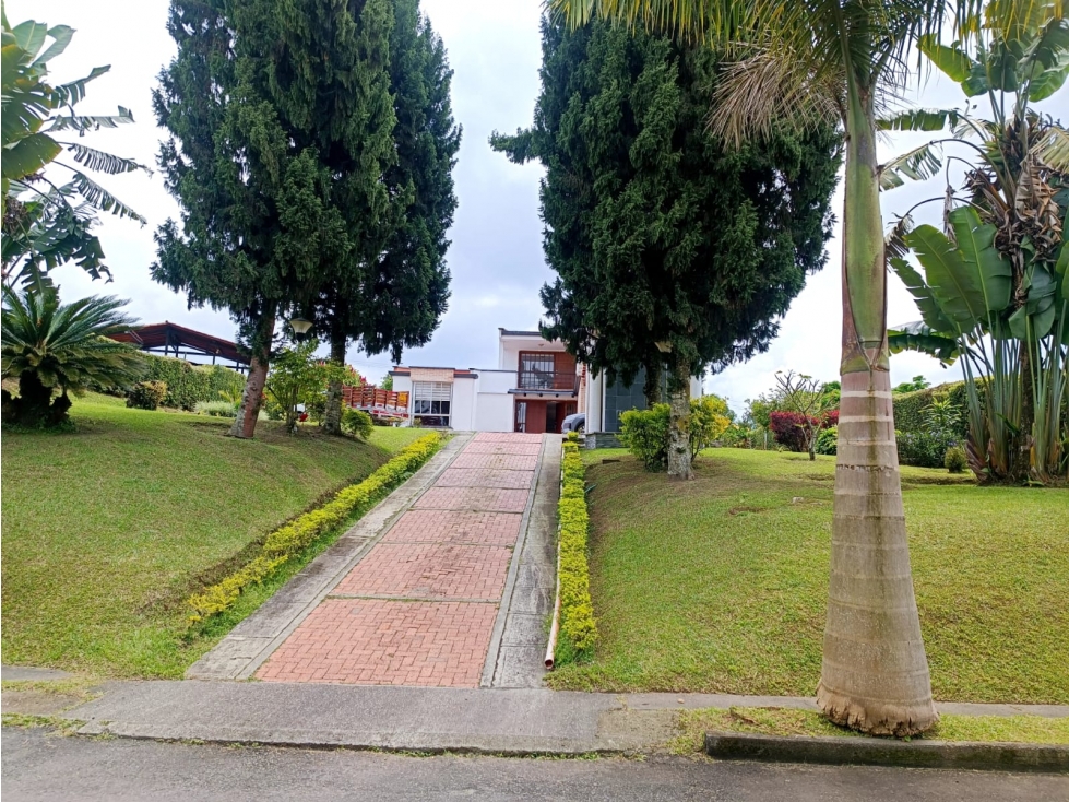 Se vende casa campestre en Condominio - 2
