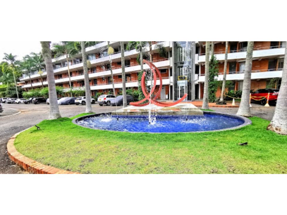 VENDO APARTAMENTO DUPLEX CON 3 BALCONES Y JACUZZI EN CERRITOS