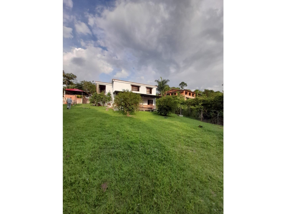 VENDO CASA CAMPESTRE CERCA AL COLEGIO ANGLO AMERICANO — foto 6